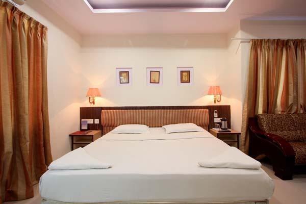 Hotel Sitara Royal Hyderabad Eksteriør bilde